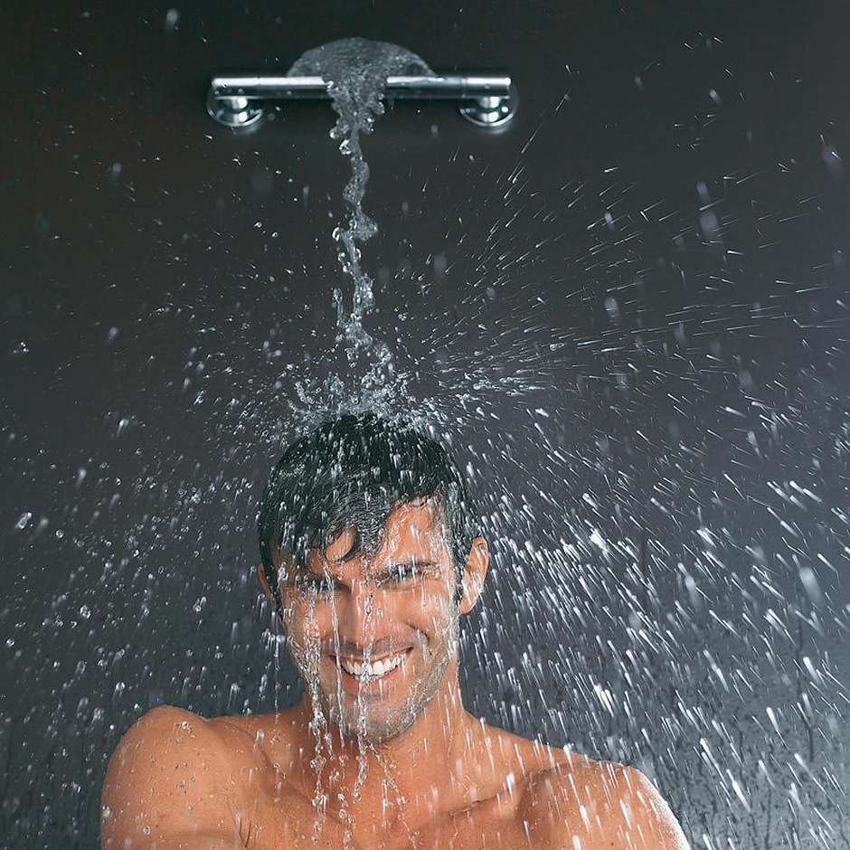 Cascade shower head for bath and shower, cylindrical 29 cm with an original design - Cascata Wall, Bossini