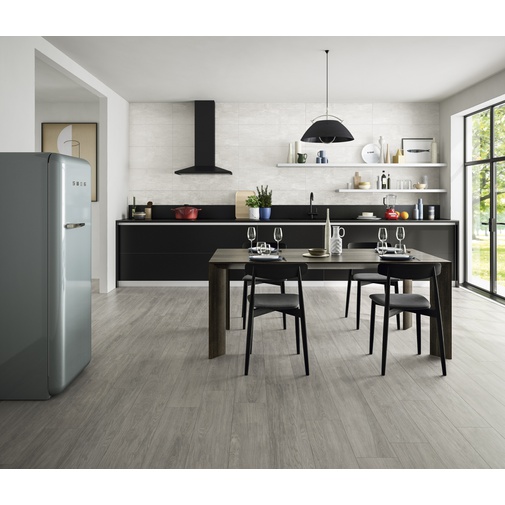 Feinsteinzeug in Holzoptik, aschgrau, 20x120 cm, Ash - Comfort W, Dom Ceramiche