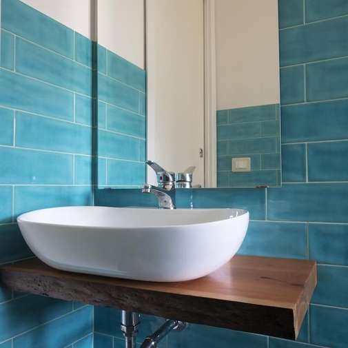 Glossy wall tile 10x30 Turquoise - Kraklè, Tonalite