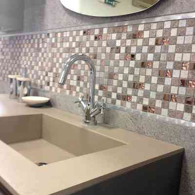 Mosaico in quarzite, vetro e acciaio per pavimento e rivestimento Rose 30x30 cm - Chamonix, Boxer