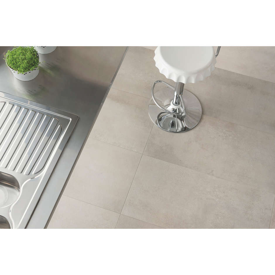 Rektifiziertes Feinsteinzeug mit Betonoptik, seidenmatt, 29,6x59,5 Silber - Uptown, Dom Ceramiche, silbergrau