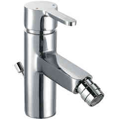 Single hole bidet mixer with waste and Fusion Jaquar flexible hoses