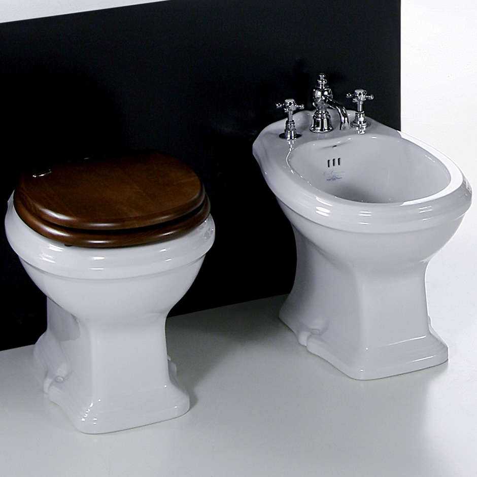 Toilettensitz im klassischen Stil aus Holz und verchromten Scharnieren - Arcade, Simas