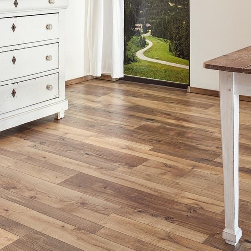 Wood effect laminate flooring 8 mm thick, brown 1383x193 cm Ac 4 - Farco Elegance, Ambientis