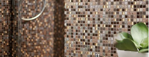 Mosaico in vetro e marmo con tessere piccole beige — Mondo Mosaico